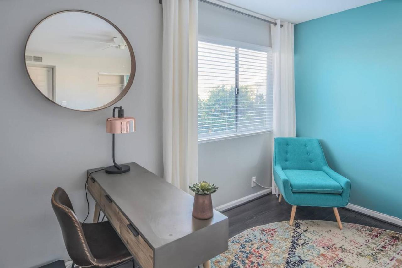 Chic 1br Near Fashion Square By Wanderjaunt Apartamento